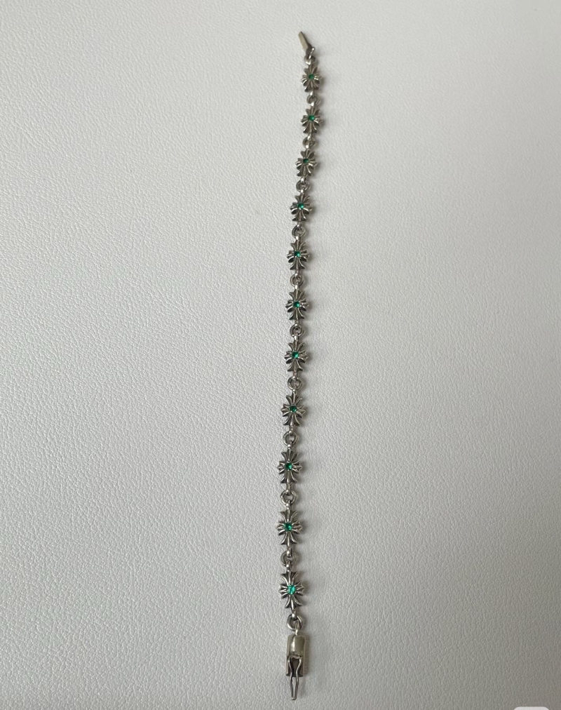 Ch*0me He**ts bracelets